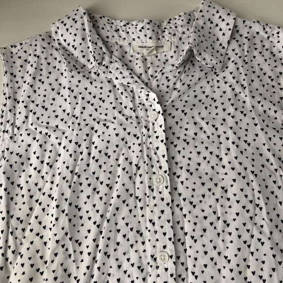 Beach Lunch Lounge White Black Heart Print Sleeveless Button Down Blouse Large - Picture 4 of 11